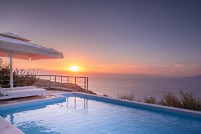 Searocks Exclusive Villas Resort