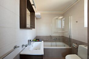 Searocks Exclusive Villas Resort