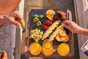 Searocks Exclusive Villas Resort