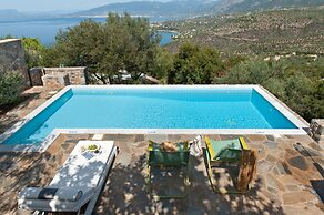 Searocks Exclusive Villas Resort