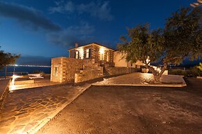 Searocks Exclusive Villas Resort