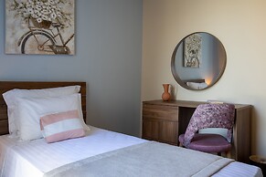 Searocks Exclusive Villas Resort