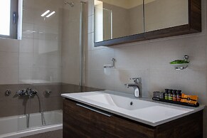 Searocks Exclusive Villas Resort