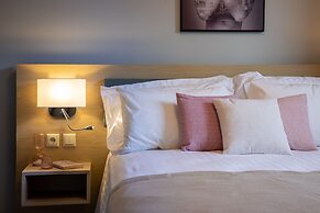 Searocks Exclusive Villas Resort