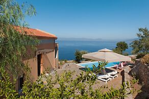 Searocks Exclusive Villas Resort