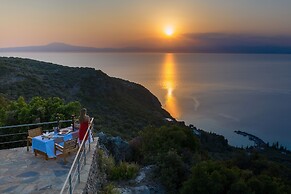 Searocks Exclusive Villas Resort