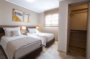 Searocks Exclusive Villas Resort