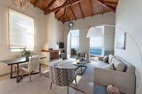 Searocks Exclusive Villas Resort