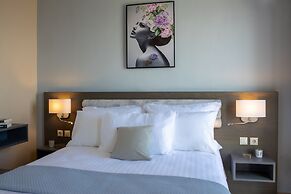 Searocks Exclusive Villas Resort