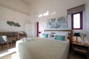 Abeloessa Methonian Hospitality