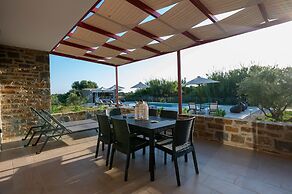 Abeloessa Methonian Hospitality