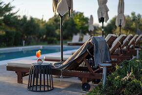 Abeloessa Methonian Hospitality