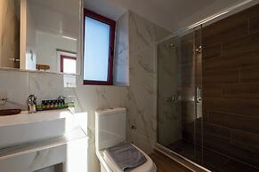 Abeloessa Methonian Hospitality