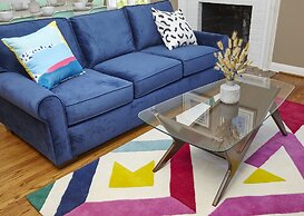 Prime Location! 5BR in Quaint Neighborhood!