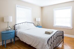 Spacious 6BR /2.5 Bath in Highlands!