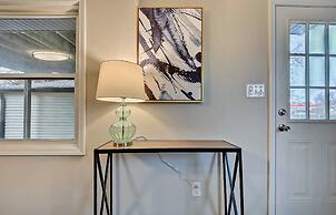 Spacious 6BR/3BA House w/ Parking! Sleeps 20!