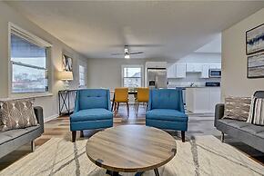 Spacious 6BR/3BA House w/ Parking! Sleeps 20!