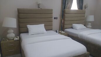 Marshall Hotel Apartments