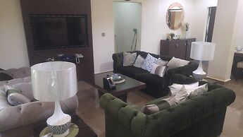 Marshall Hotel Apartments
