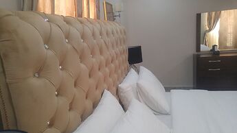 Marshall Hotel Apartments