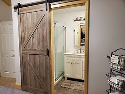 Delta Accommodations-Alaska Country Inn