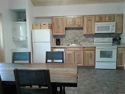 Delta Accommodations-Alaska Country Inn