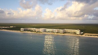 Hilton Cancun, an All-Inclusive Resort