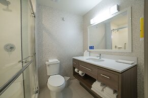 Home2 Suites by Hilton Ft. Lauderdale Downtown, FL