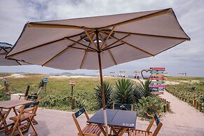 Pier Beach Club