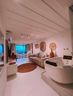 Pier Beach Club