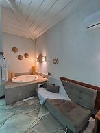 Pier Beach Club