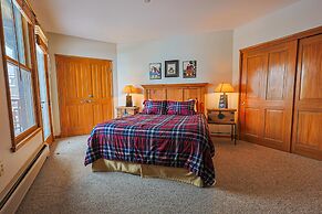 BBCS Black Bear Lodge Deluxe 2Bed 2Bath