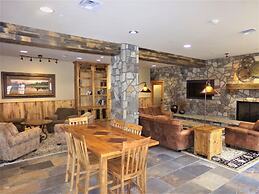 BBCS Black Bear Lodge Deluxe 2Bed 2Bath