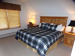 BBCS Black Bear Lodge Deluxe 2Bed 2Bath