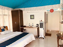 Tatva Bir Tents and Hotel