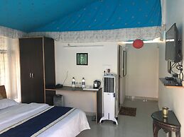 Tatva Bir Tents and Hotel