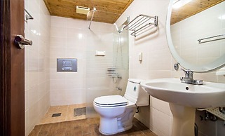 Witch's  broomstick Pension