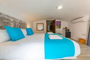 Casa Paraiso Boutique B&B