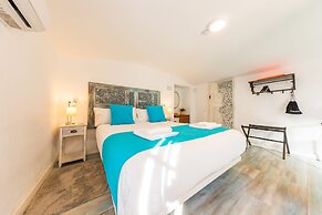 Casa Paraiso Boutique B&B