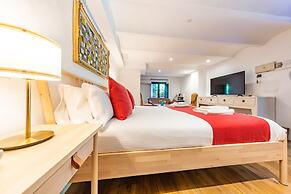 Casa Paraiso Boutique B&B