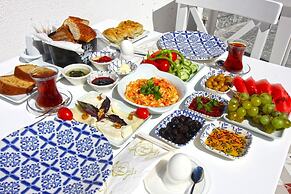 İkizler Otel Bozcaada