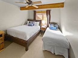 Settlers 2 Bedroom Condo by RedAwning