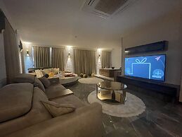 Le Luxe suites hotel & SPA