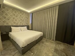 Le Luxe suites hotel & SPA