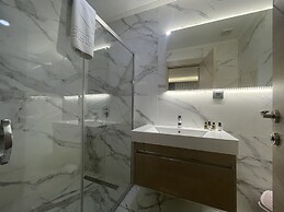 Le Luxe suites hotel & SPA