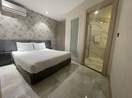 Le Luxe suites hotel & SPA