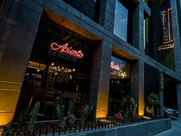 Cadillac Hotel Boutique