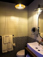 Cadillac Hotel Boutique