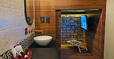 Cadillac Hotel Boutique