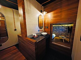 Cadillac Hotel Boutique